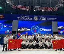 东海黑豹队对阵漠南鲸鲨队，举重友谊赛守住胜果，细节决定成败——临场应变见真章(李雯雯冲击举重最后1金视频)