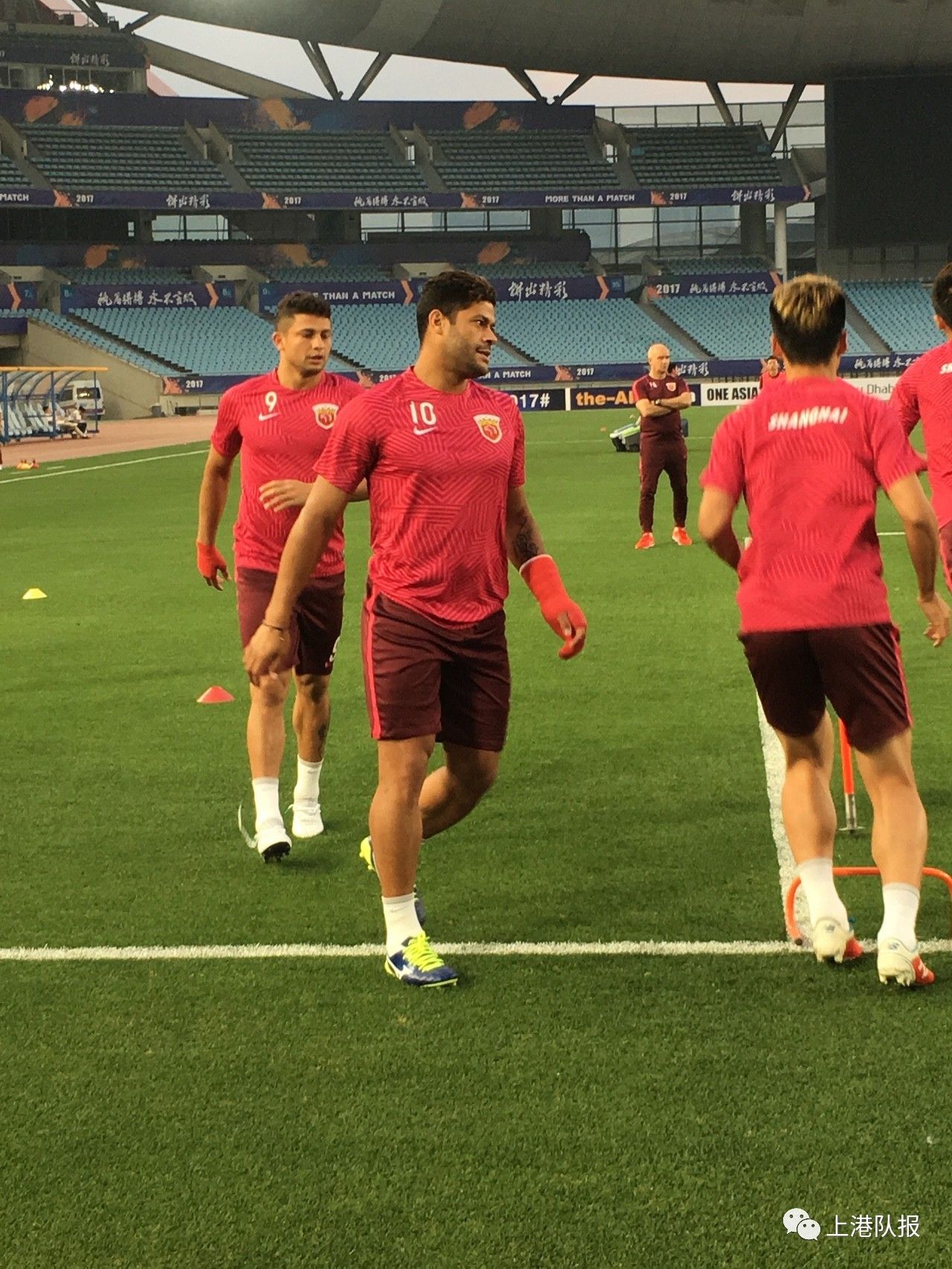 窗口期亚冠传出新动向，印第安纳步行者再遭质疑，管理层表态：信心回归，轮换策略成焦点的简单介绍